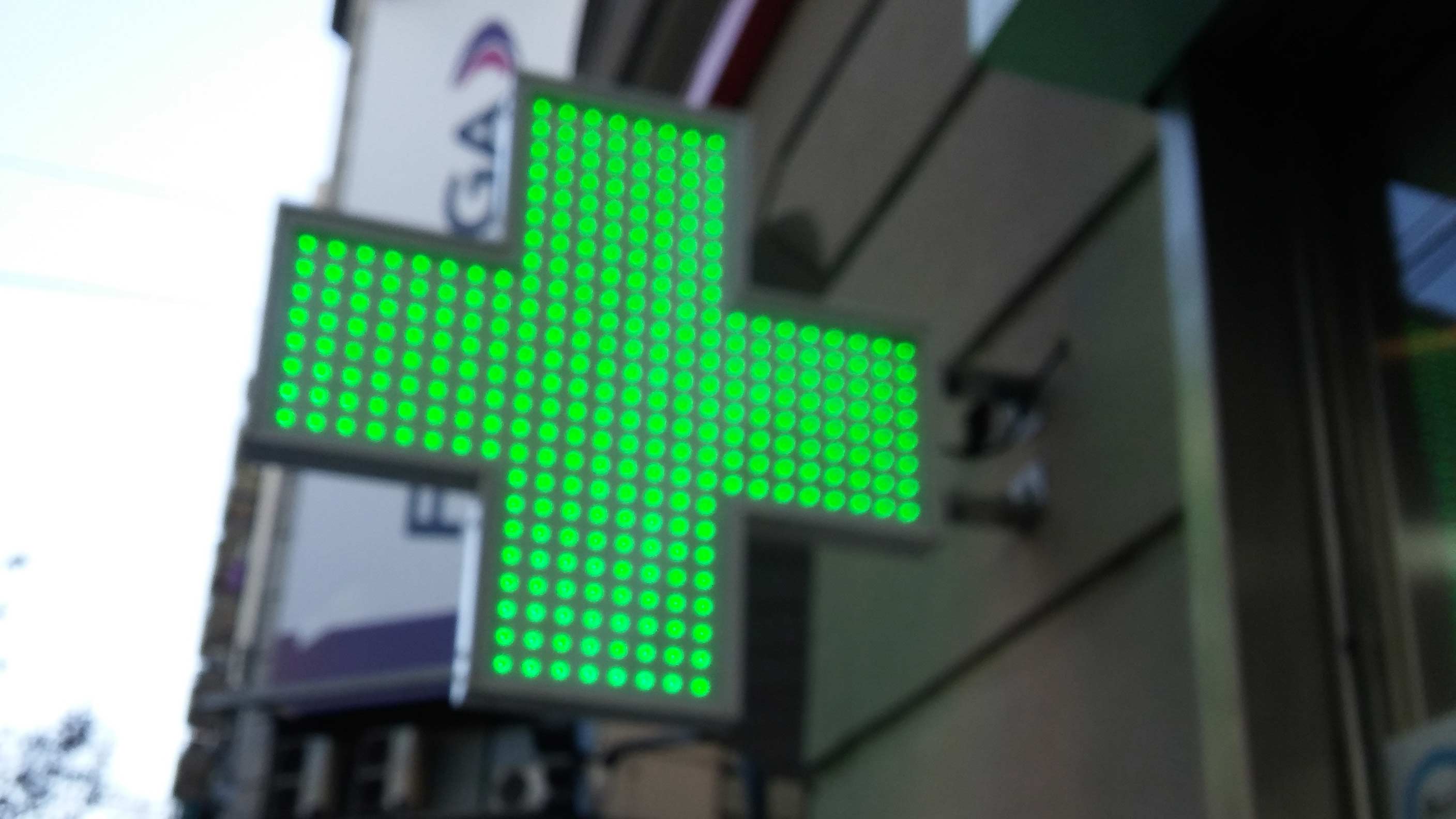 Cruz Led para Farmacias